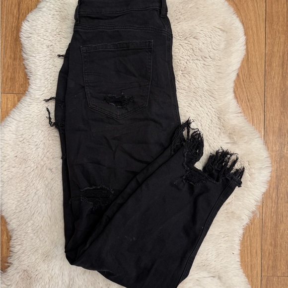American Eagle Outfitters Black Ripped Boyfriend Jeans - Picture 2 of 3